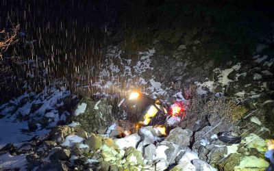 Otomobil şarampole yuvarlandı: 3 yaralı
