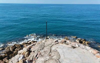 Ambulans kapatılan yol sebebiyle olay yerine ulaşamadı, kalp krizi geçiren vatandaş botla kurtarıldı
