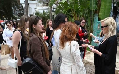 Ukrayna’dan gelen 100 seyahat acentesi yetkilisi Kemer turizmi hakkında bilgi aldı
