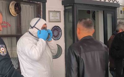 Kaldığı pansiyon odasında ölü olarak bulundu
