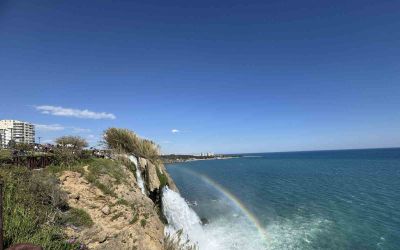 Düden Şelalesi’nde gökkuşağı hayran bıraktı

