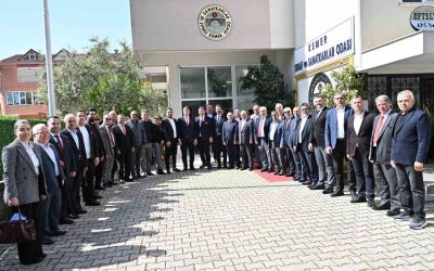 Başkan Dere seçim ziyaretlerine batı ilçelerden başladı
