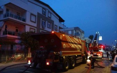 Teras katında çıkan yangın korkuttu
