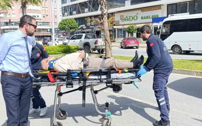 Aynı istikamette ilerlerken çarpışan motosikletlerden biri devrildi: 1 yaralı
