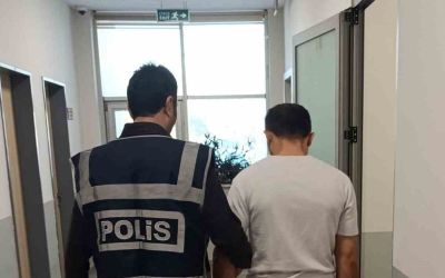 Kendisini polis ve savcı olarak tanıtıp 3 milyon 300 bin liralık vurgun yaptı
