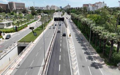 Yüzüncü Yıl Bulvarı’nda asfaltlama çalışması tamamlandı
