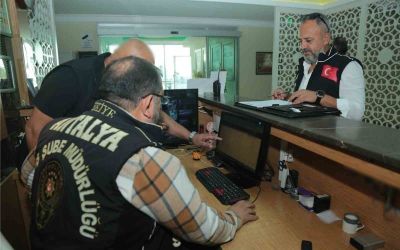 Antalya’da konaklama ve araç kiralama firmalarına eş zamanlı denetim
