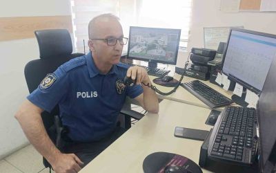 Antalya’da 30 yıllık polis memurundan telsizde arkadaşlarına duygusal veda
