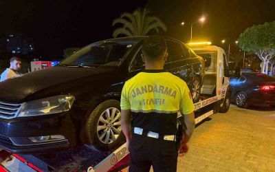 Alanya’da korsan taşımacılık yapan 8 araca 835 bin TL ceza

