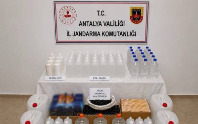 Antalya’da 160 litre etil alkol ele geçirildi
