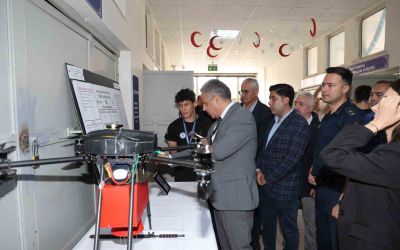 Aksu Uçak Bakım Lisesi’nde bilim fuarı açıldı
