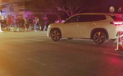 Manavgat’ta otomobil ile motosiklet çarpıştı: 2 yaralı
