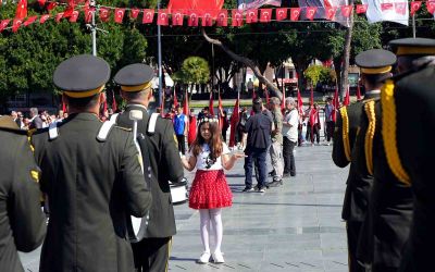 Antalya’da 19 Mayıs coşkusu çelenk töreniyle başladı
