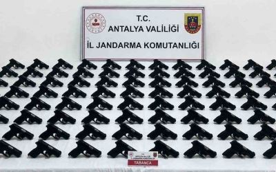 Antalya’da 100 adet ruhsatsız tabanca ele geçirildi
