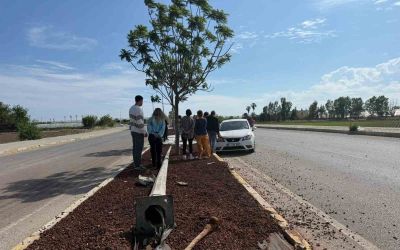 Antalya’da otomobil ile kamyonet çarpıştı: 7 yaralı
