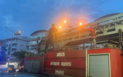 Alanya’da otel mutfağında çıkan yangın korkuttu
