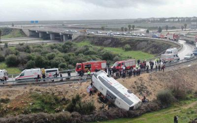 Antalya’da 10 kişinin hayatını kaybettiği otobüs kazasında bilirkişi sürücüyü kusurlu buldu
