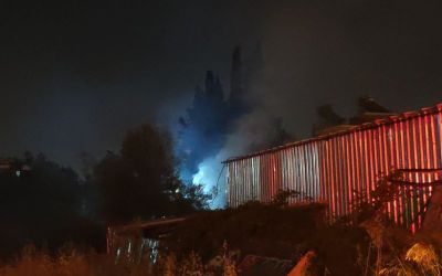 Seramik parçaları satılan iş yerinde yangın
