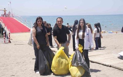 Serik’te sahil temizliği gerçekleştirildi
