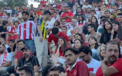Milli heyecanı 2 bin 500 yıllık antik tiyatroda yaşadılar
