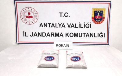 Antalya’da 1,3 kilogram kokain ele geçirildi, 2 şüpheli tutuklandı
