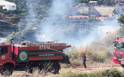 Alanya’da zirai alanda çıkan yangında 1 dönüm zarar gördü

