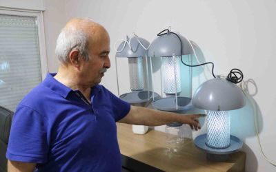 Domates güvesi, mantar sineği ve elma iç kurduna ışık tuzağı
