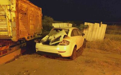 Kamyonla çarpışan otomobilin sürücüsü yaralandı
