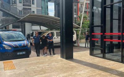 Devlete ve polise hakaret eden yabancı uyruklu şüpheli adliyeye sevk edildi
