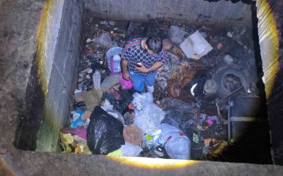 İhtiyaç gidermek için girdiği inşaatta 4 metrelik kuyuya düştü
