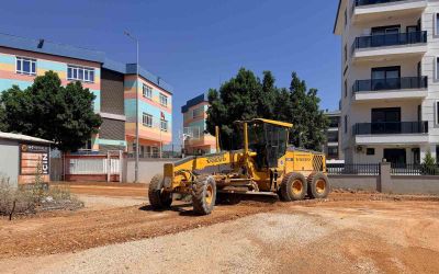 Kepez’den Demirel Mahallesi’nde  5 bin 170 metrelik sathi asfalt çalışması

