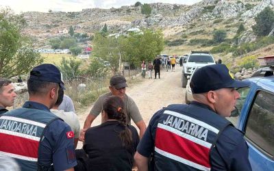 Şenlikte düşüp yaralanan kadın için jandarma zamanla yarıştı
