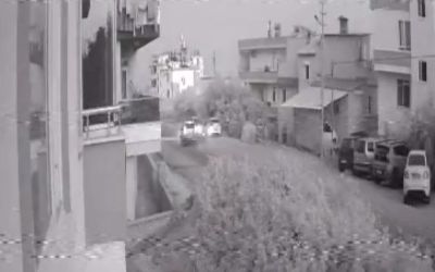 Alanya’da otomobil ile kamyonet çarpıştı: 2 yaralı

