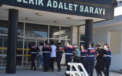 Serik’teki sosyal medya dolandırıcılığı operasyonunda 4 şüpheliden 3’ü tutuklandı

