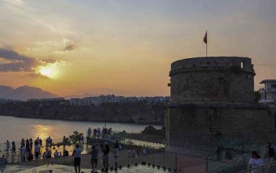 Hıdırlık Kulesi yeniden Antalyalılarla buluştu
