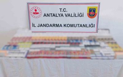 Kemer’de çok sayıda kaçak ürün ele geçirildi
