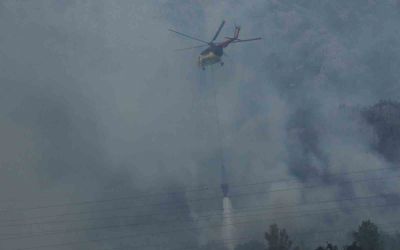 Kumluca’daki orman yangınında 10 ev kullanılamaz hale geldi: Yangına evinde yakalananlar o anları anlattı
