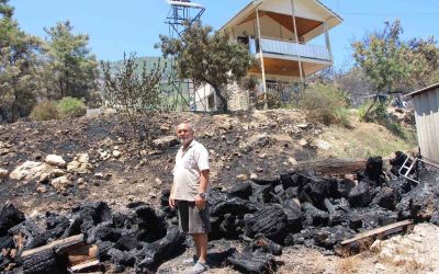 Emekli itfaiyeci, yılların tecrübesiyle evini alevlere teslim etmedi
