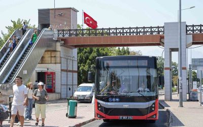 Toplu taşıma araçlarının durakta bekleyen yolcuyu almadan geçme hakkı yok
