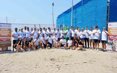 FIVB plaj voleybolu antrenörlük kursu Alanya’da başladı

