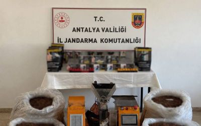 Antalya’da kaçak tütün operasyonunda 280 kilo kıyılmış tütün ele geçirildi

