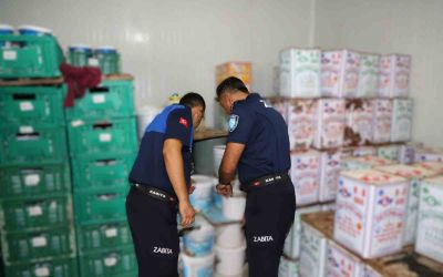 Antalya’da 15 ton tarihi geçmiş süt ürününe el konuldu
