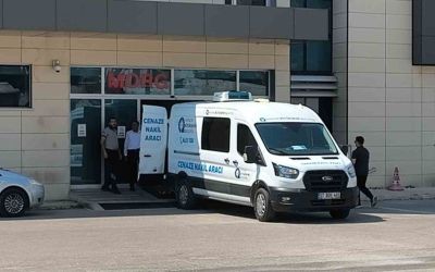 Feci kazada hayatını kaybeden çiftin cenazeleri yakınları tarafından teslim alındı
