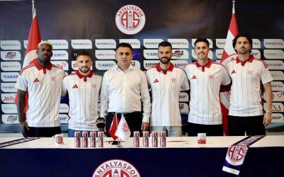 Antalyaspor transfer yasağını kaldırdı, 5 futbolcuyla sözleşme imzaladı
