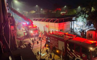 Manavgat’ta otelin personel lojmanında çıkan yangın büyümeden söndürüldü
