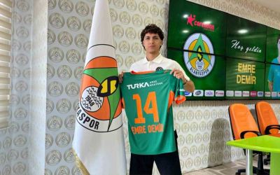 Alanyaspor, Emre Demir ile 3 yıllık sözleşme imzaladı

