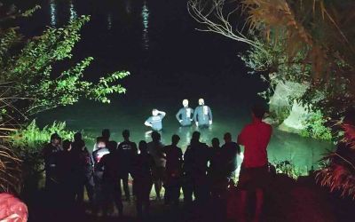 Manavgat Şelalesi’nde adacıkta mahsur kalan 6 kişi kurtarıldı

