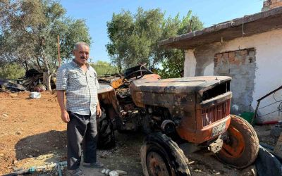 15 dakika önce çıktıkları eve yangın haberiyle geldiler güvenlik kamerasını izleyince şok oldular
