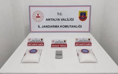Antalya’da otel odasında uyuşturucuya 2 tutuklama
