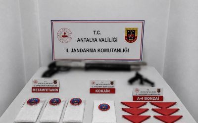 Jandarma’dan Kepez’de uyuşturucu operasyonu

